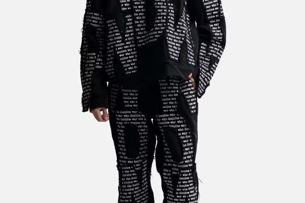 Who Decides Warr influence on practical outfit planning