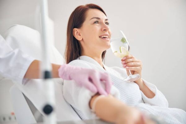 NAD+ IV Therapy Riyadh: Skin Glow from Within