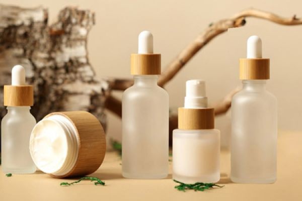 Hair Thickener Serum Market Disruptions Reshaping Product Development, Distribution, and Competition