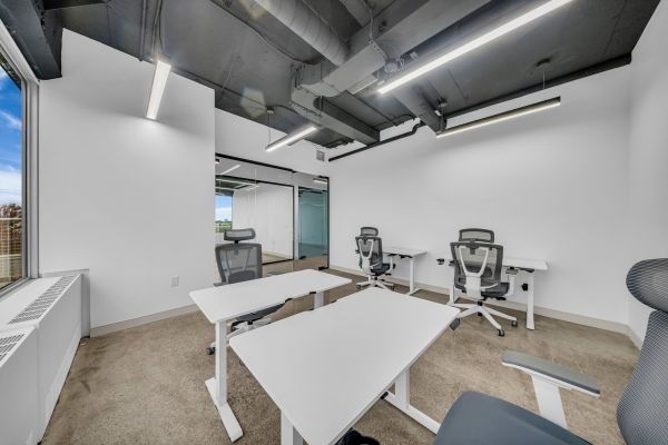 Why Coworking and Virtual Offices Are Growing in Canada