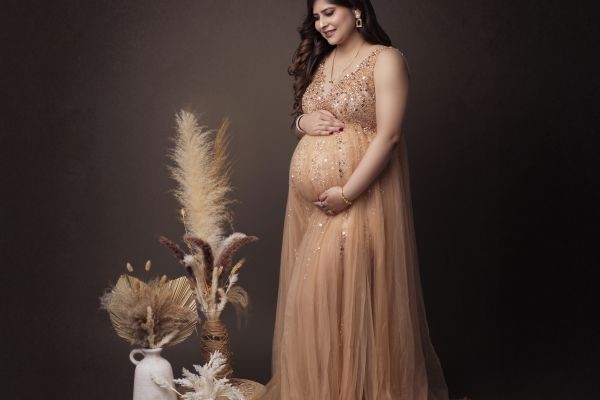 How to Prepare for a Studio Maternity Photography Session