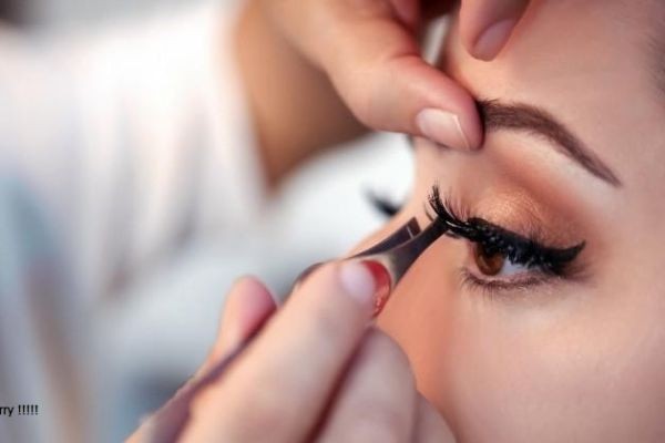 Can Bimatoprost Eye Drops Really Make My Lashes Longer?
