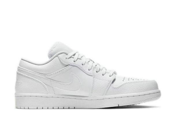 สนีกเกอร์ Nike ยอดฮิต เลือกให้ใช่ในสไตล์คุณ