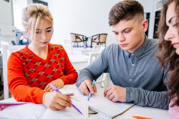 Why Students Choose to Hire Experts to Do My Online Exam for Me