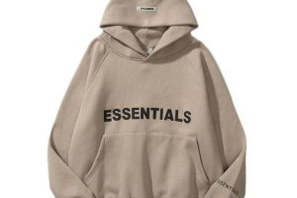 Elevate Your Wardrobe with Pull Essentials Hoodies