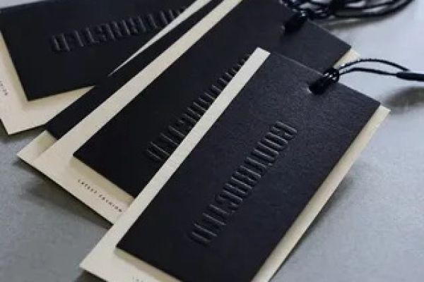 Premium Custom Luxury Tags Designed for Elegant and Lasting Appeal