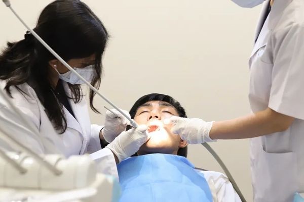 Single Sitting Root Canal Treatment: Everything You Should Know Before Your Dental Visit