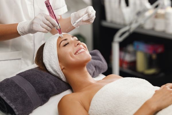 Cosmetic Solutions for Youthful and Radiant Appearance