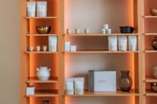 Karak Tea in Dubai: A Blend of Tradition, Flavor, and Community