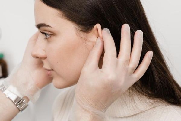 Ear reshaping in Dubai: Combining Artistry and Medical Science