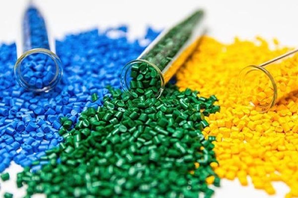 The Science Behind Solvent Dyes and Their Industrial Importance