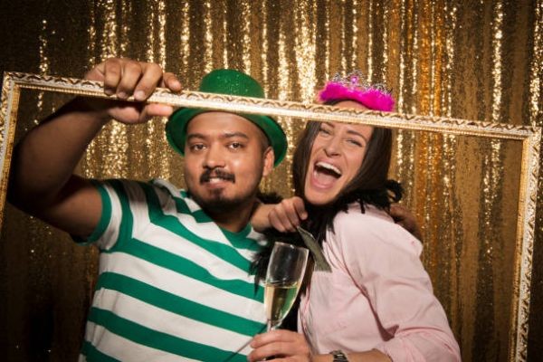 Green Screen Photo Booth Rental & Custom Photo Booth Backdrop for Unforgettable Events with BUTTON IT UP