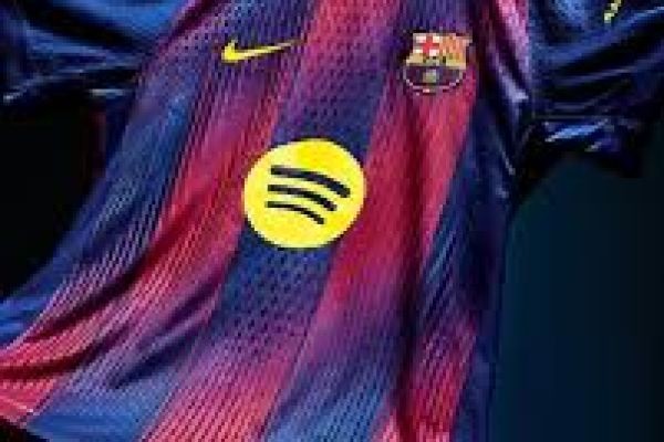 Camisetas de Futbol: La Energía del Juego Convertida en Estilo