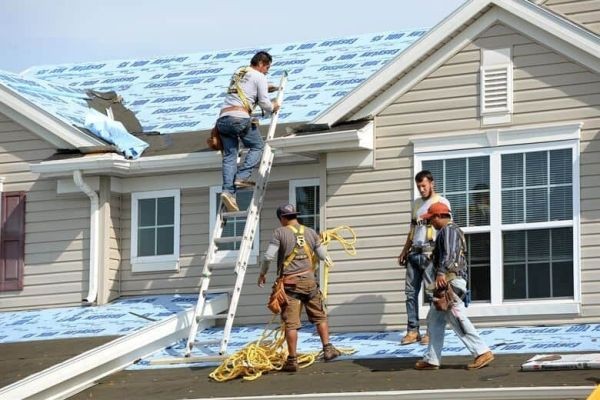 A Complete Guide to Choosing the Right Roofing Solution for Your Home