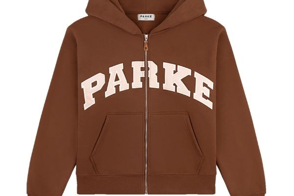 Parke Sweatshirt Minimalist Everyday Outfit Style