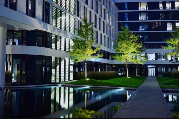 Poulomi Florique – Where Comfort Finds Its Own Rhythm