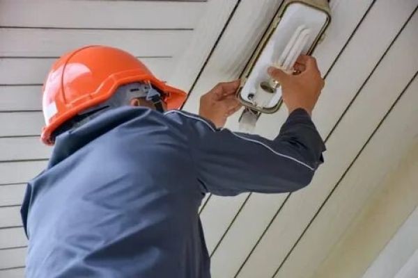 Complete Guide to Professional Handyman Services for Homeowners