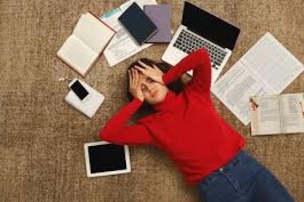 Methods to Strengthen Memory Retention in Digital Learning