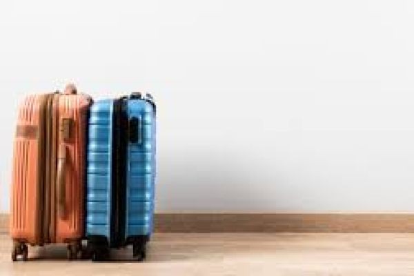 Luggage Storage in Naples: Your Complete Luggage Storage Guide