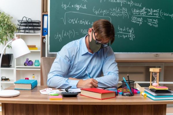 How Academic Support Services Help You Write a Strong Dissertation