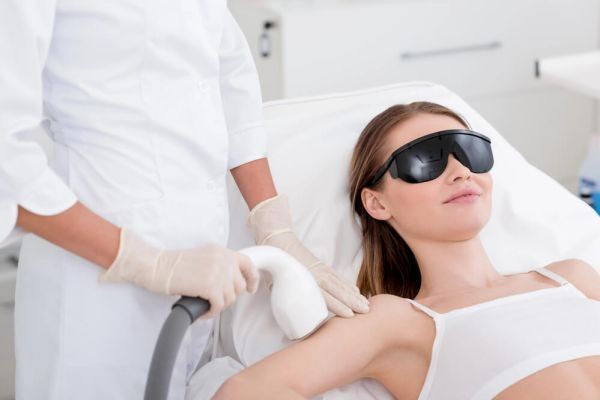 Laser Hair Removal for Smooth Underarms Year-Round