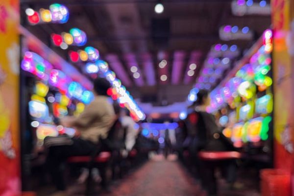 Gaming Miles Away From Home: The Evolution of Online Play During Travel