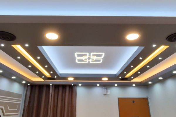 What Makes a Professional Office Renovation Contractor Essential for Modern Workspaces