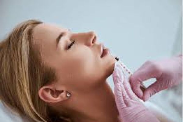 Fillers in Dubai for Natural Facial Contouring and Enhancement