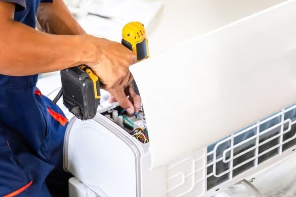 Repair AC in Dubai Fast Reliable Cooling Services Expert