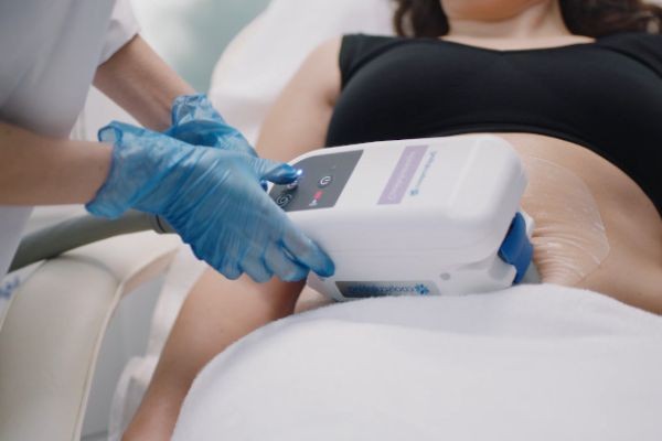CoolSculpting Fat Freezing in Dubai for Belly Fat Reduction and Body Confidence