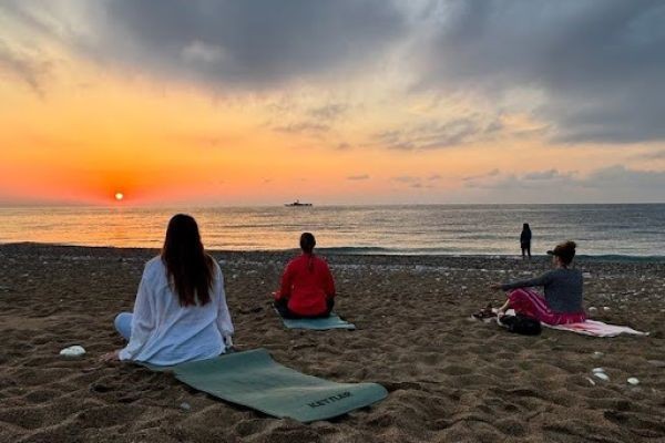 How to Choose the Right Yoga & Meditation Retreat for Your Spiritual Goals?
