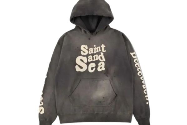 Fear of God Saint Mxx Tee: A Streetwear Essential for the Modern Fashion Enthusiast