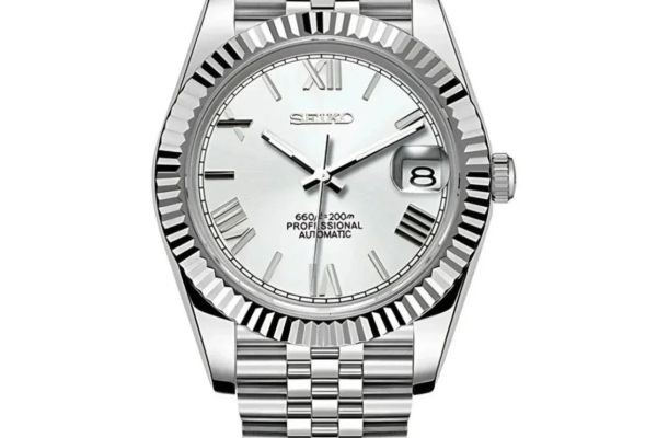 Anatomy of a Premium Yachtmaster Mod
