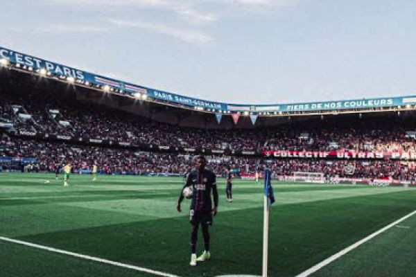 EZBUFF | Buy FC 27 Coins to Accelerate Ultimate Team Success