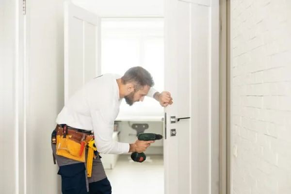 Why Having Access to a 24/7 Emergency Locksmith Can Save You Time and Stress