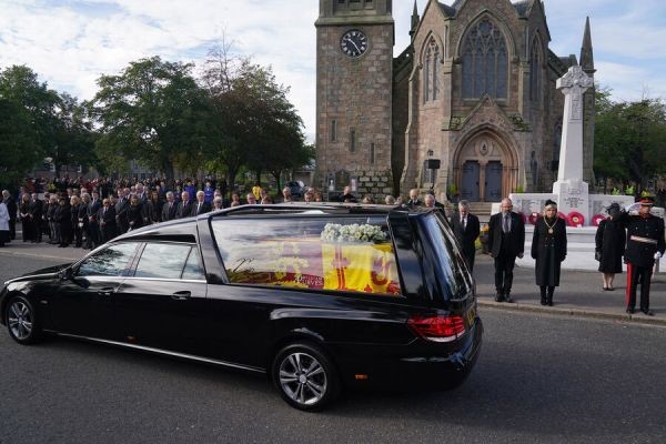 What Makes a Funeral Bus Ideal for Group Transport?