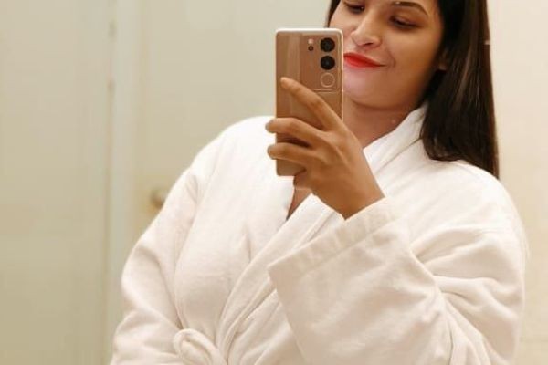 Find simple and gentle touch of love from nice mates of escort service Bangalore