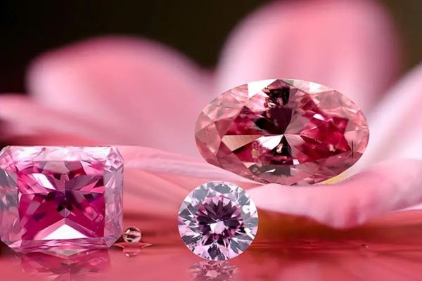 What Is a Pink Lab Grown Diamond? A Complete Guide