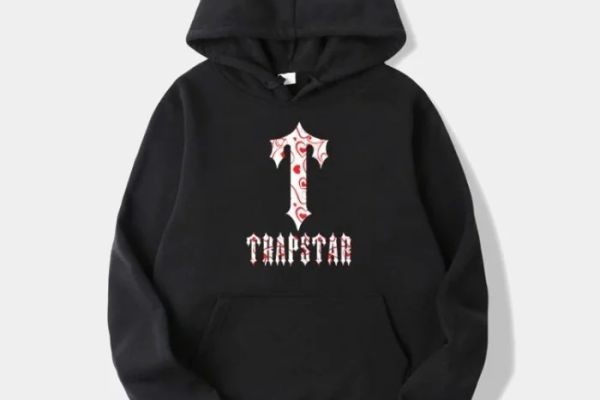 Tuta Trapstar Is Redefining Streetwear Fashion in Trapstar Italy