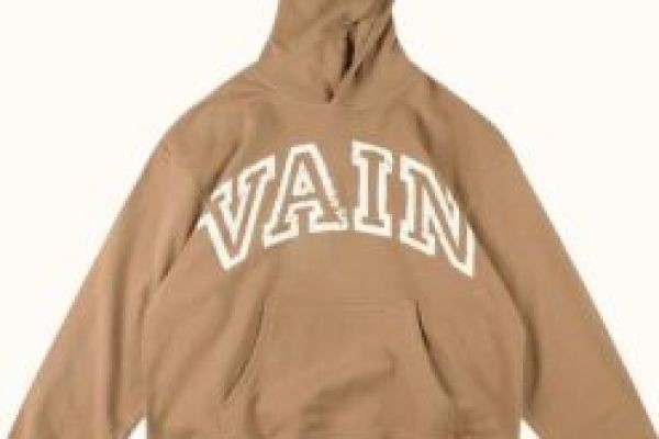 Saint Vanity Hoodie: The Premium Streetwear Piece Everyone Is Talking About.