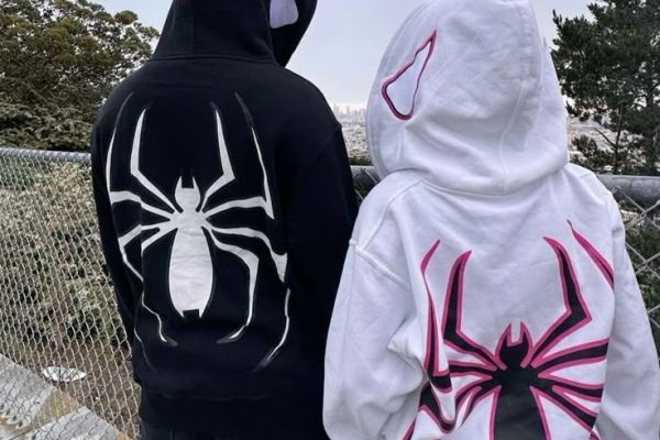 The Rise of Spider Hoodie & EE Shorts in Modern Street Fashion