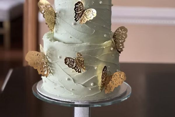 Fondant Drapes on Wedding Cakes  The Elegant Trend That's Taking Over in 2025