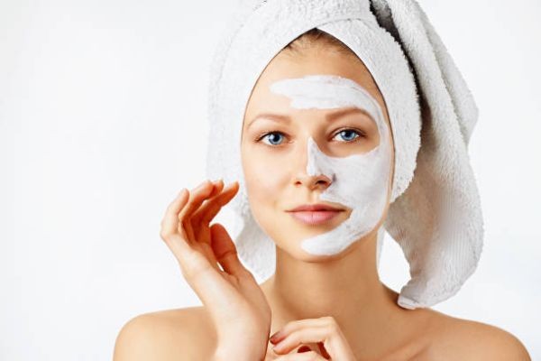 Deep Cleansing Facial for Sensitive Skin: Soothing Alternatives