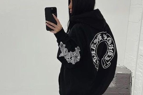 Chrome Hearts Jeans Collection: Understanding the Appeal of Premium Designer Denim