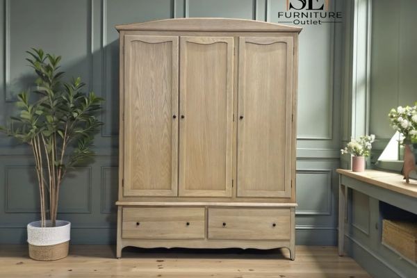 Luxury Furniture at Outlet Prices