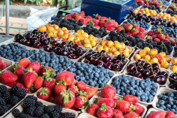Why Berries Are Becoming a Staple in the UK’s Healthy Eating Habits
