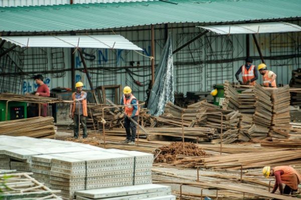 Steel Pipe Suppliers in Saudi Arabia & Building Material Supplier in Saudi Arabia for Industrial Solutions - Rawabi Al Mahfar