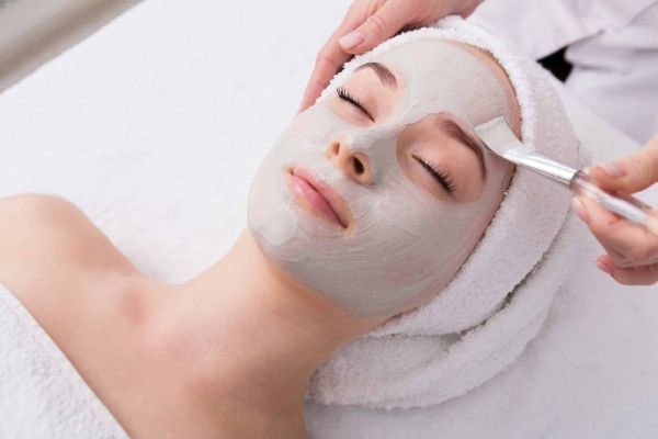 Top Clinics for Chemical Peels in Dubai