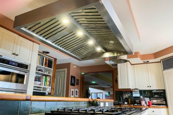 Outdoor Hood Range Materials, Airflow Systems & Performance Features