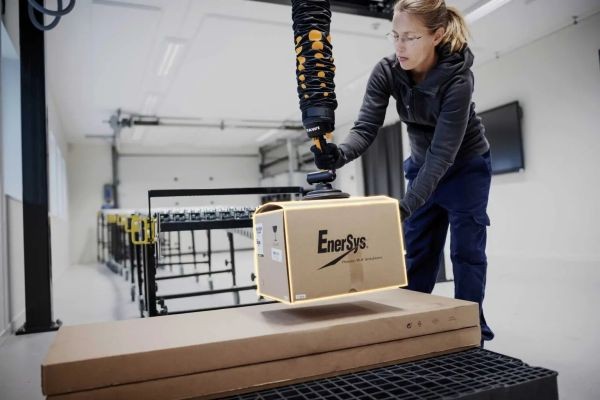 Why Smart Factories Invest in Vacuum Lifting Technology for Daily Logistics